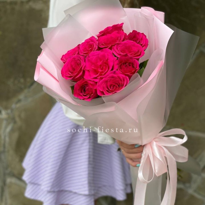 Букет алых роз в Дзержинске
