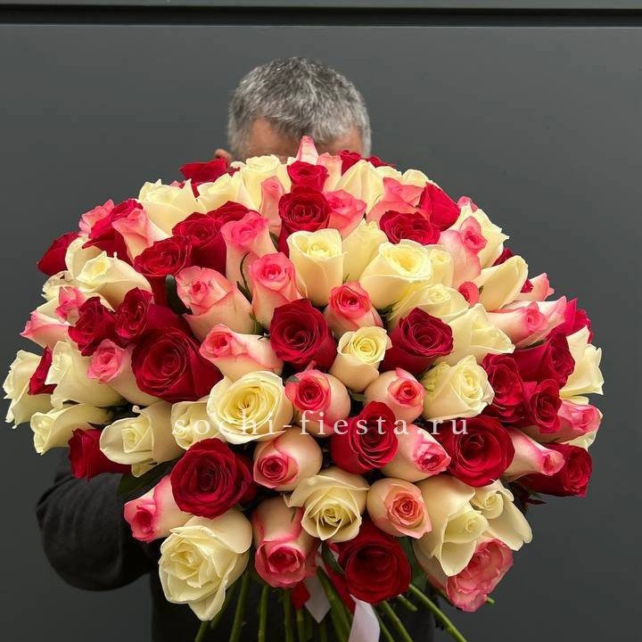 101 разноцветная роза "Джули" в Дзержинске