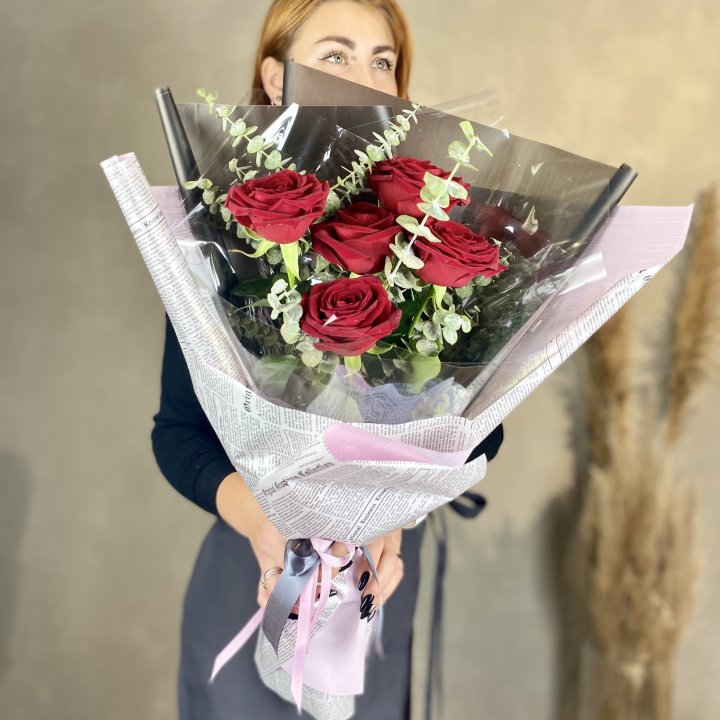 5 красных роз в Дзержинске