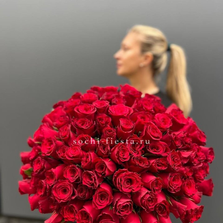 Охапка из 101 красной розы в Дзержинске