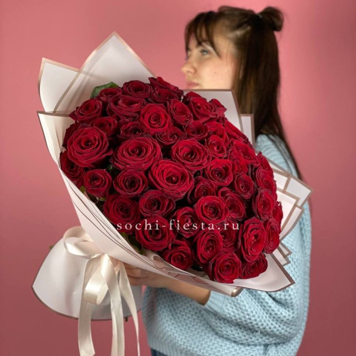 51 красная роза "Лавели" в Дзержинске