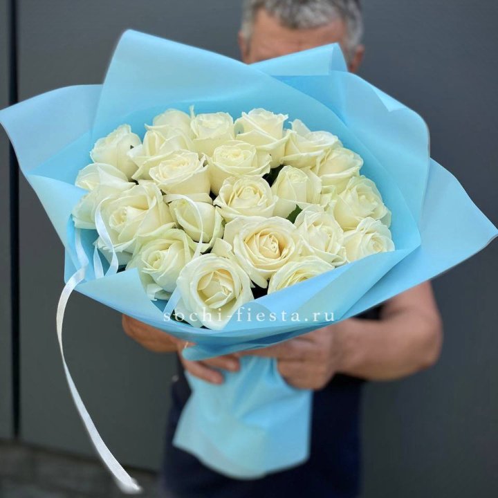 21 белая роза в Дзержинске