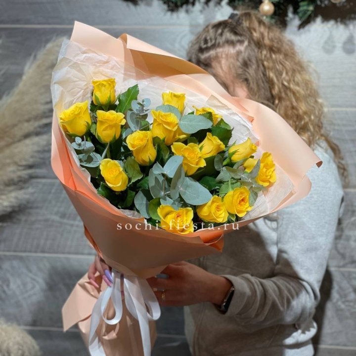 15 желтых роз в Дзержинске