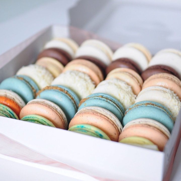 Коробка макаронс 25 шт. в Дзержинске