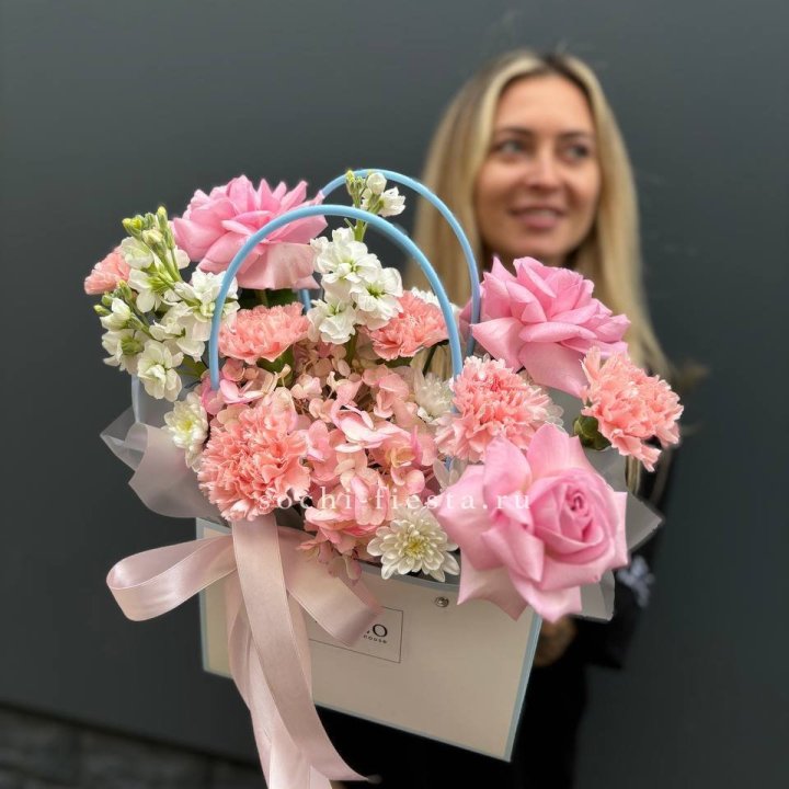 Сумочка "Бал цветов" в Дзержинске