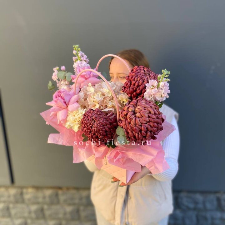 Сумочка нежная с бигуди в Дзержинске