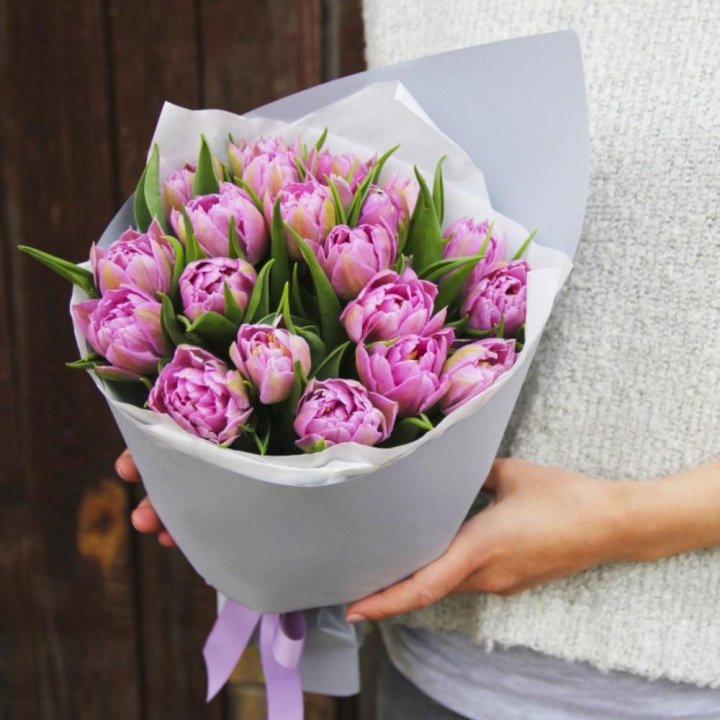 Букет пионовидных тюльпанов в Дзержинске