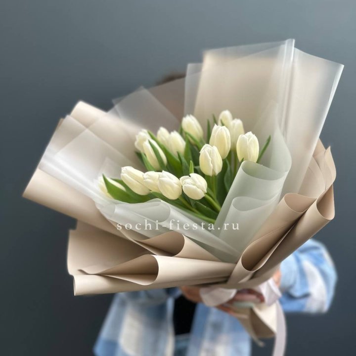 Букет из 15 белых тюльпанов в Дзержинске