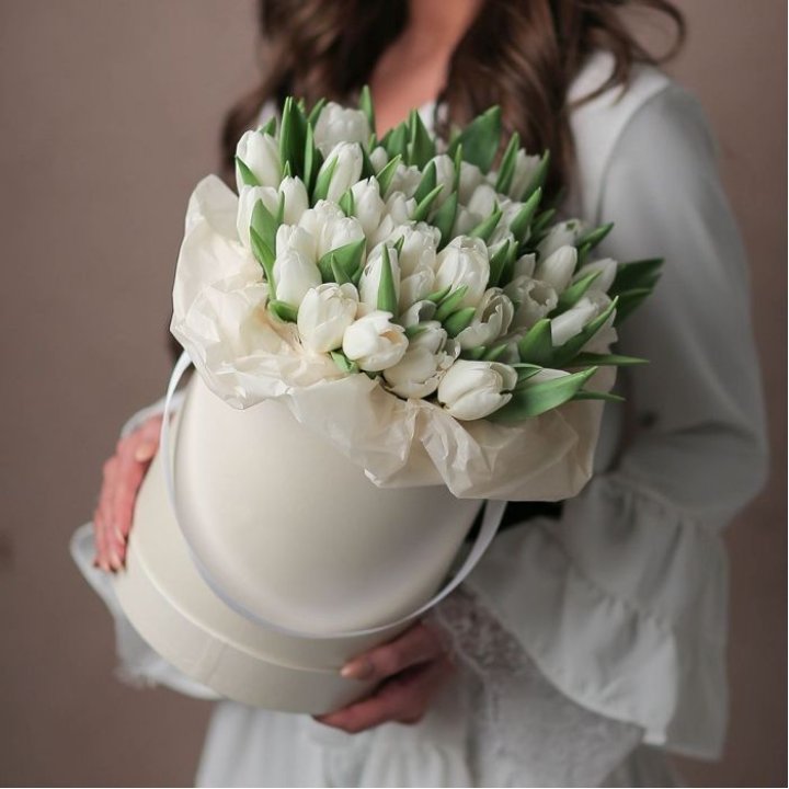 Тюльпаны в цилиндре  в Дзержинске