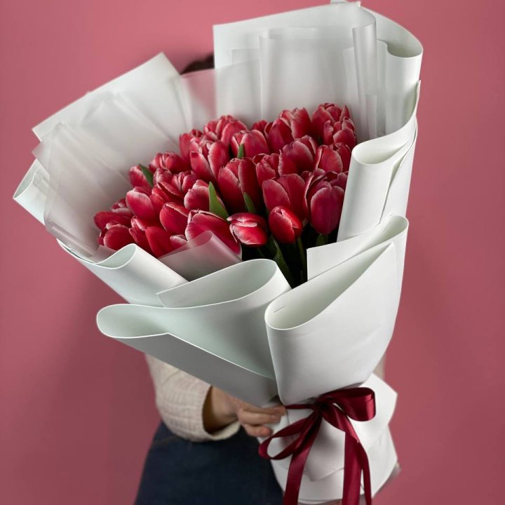 Букет красных тюльпанов в Дзержинске